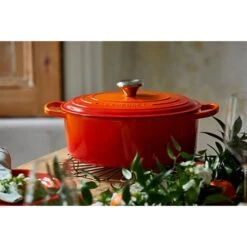 Le Creuset Cocotte Fonte Ovale Volcanique 27 Cm -Cuisine Fournitures Magasin 213197 3 3 Cocotte fonte ovale volcanique 27 cm Le Creuset