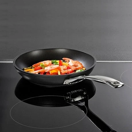 Le Creuset Poêle 30 Cm Les Forgées 2 Le Creuset Poêle 30 Cm Les Forgées – Image 2