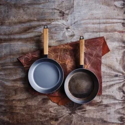 BEKA Lot Poêles Nomad 20 24 28 Cm -Cuisine Fournitures Magasin 289000 2 2 Lot poeles Nomad 20 24 28 cm Beka