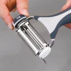 Eplucheur Y 3 Lames Tournantes Inox -Cuisine Fournitures Magasin 473000 4 1 Eplucheur Y 3 lames tournantes inox Lacor