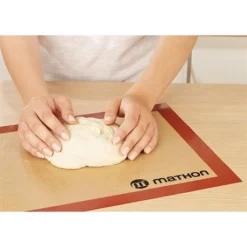 Lot Plaque à Pâtisserie Perforée 40 Cm Et Tapis De Cuisson Pro -Cuisine Fournitures Magasin 519075 2 1 Lot Plaque a patisserie perforee 40 cm et tapis de cuisson pro Mathon