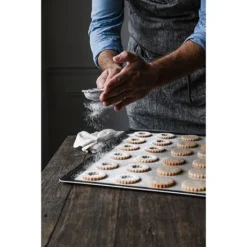 De Buyer Plaque à Pâtisserie Anti-adhérente -Cuisine Fournitures Magasin 54220 2 3 Plaque a patisserie anti adherente De Buyer