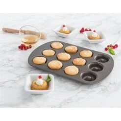 Plaque 12 Mini Savarins En Acier Revêtu 26,5 Cm