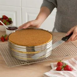 Cercle à Trancher Génoise Extensible En Inox 24 à 30 Cm -Cuisine Fournitures Magasin 573019 3 2 Cercle a trancher genoise extensible en inox 24 a 30 cm Mathon