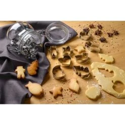 Patisse Boîte 18 Découpoirs Inox Noël -Cuisine Fournitures Magasin 573038 3 2 Boite 18 decoupoirs inox Noel Patisse