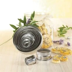 Lot 2 Boîtes De 14 Découpoirs Ronds Lisses Et Cannelés 2 à 11 Cm -Cuisine Fournitures Magasin 579007 2 2 Lot 2 Boites de 14 decoupoirs ronds lisses et canneles 2 a 11 cm Mathon