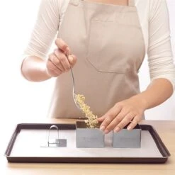 Lot De 4 Emportes Pièces Carrés En Inox Avec Poussoir -Cuisine Fournitures Magasin 579012 2 2 Lot de 4 emportes pieces carres en inox avec poussoir Mathon