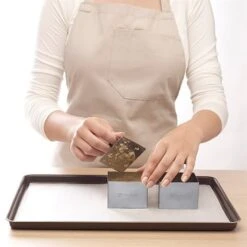 Lot De 4 Emportes Pièces Carrés En Inox Avec Poussoir -Cuisine Fournitures Magasin 579012 3 2 Lot de 4 emportes pieces carres en inox avec poussoir Mathon