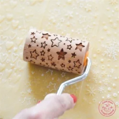 3 Mini Rouleaux Empreintes En Bois Interchangeables -Cuisine Fournitures Magasin 580018 3 3 3 mini rouleaux empreintes en bois interchangeables Scrapcooking