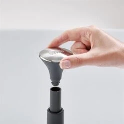 Joseph Joseph Support Rouleau Essuie-tout Découpe Facile -Cuisine Fournitures Magasin 606002 3 4 Support rouleau essuie tout decoupe facile Joseph Joseph