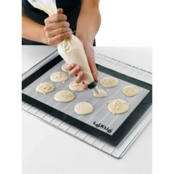 Lekue Tapis De Cuisson En Silicone Et Fibre De Verre 40 X 30 Cm -Cuisine Fournitures Magasin 61056 3 2 Tapis de cuisson en silicone et fibre de verre 40 x 30 cm Lekue