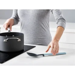 Joseph Joseph Set De 4 Ustensiles Support Placard -Cuisine Fournitures Magasin 613017 2 1 Set de 4 ustensiles support placard Joseph Joseph