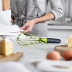 Joseph Joseph Fouet 2 En 1 En Silicone 28 Cm -Cuisine Fournitures Magasin 613029 3 1 Fouet 2 en 1 en silicone 28 cm Joseph Joseph