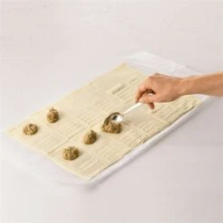 Roulette à Pâte Motifs étoiles -Cuisine Fournitures Magasin 653408 2 2 Roulette a pate motifs etoiles Betty Bossi