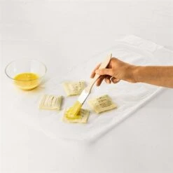 Roulette à Pâte Motifs étoiles -Cuisine Fournitures Magasin 653408 3 2 Roulette a pate motifs etoiles Betty Bossi