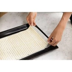 Roulette Découpe Pâte Pour Gressins 7 Roulette Découpe Pâte Pour Gressins -Cuisine Fournitures Magasin 653411 2 2 Roulette decoupe pate pour gressins Betty Bossi