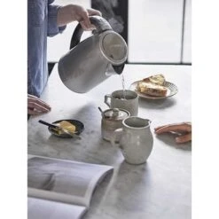 Cuisinart Bouilloire Deux Températures 1,7 L CPK17E -Cuisine Fournitures Magasin 70038 3 7 Bouilloire deux temperatures 1 7 L CPK17E Cuisinart