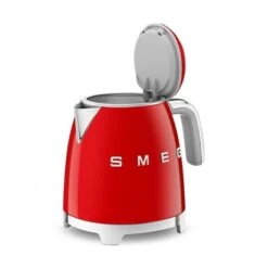 Smeg Mini Bouilloire 0,8 L 1400 W KLF05RDEU Rouge -Cuisine Fournitures Magasin 702029 2 2 Mini bouilloire 0 8 L 1400 W KLF05RDEU rouge Smeg