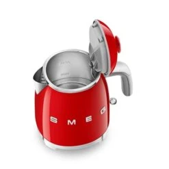 Smeg Mini Bouilloire 0,8 L 1400 W KLF05RDEU Rouge -Cuisine Fournitures Magasin 702029 3 2 Mini bouilloire 0 8 L 1400 W KLF05RDEU rouge Smeg