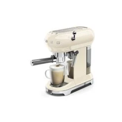 Smeg Machine à Café Expresso Crème 1 L 1350 W ECF01CREU 8 Smeg Machine à Café Expresso Crème 1 L 1350 W ECF01CREU -Cuisine Fournitures Magasin 70288 3 3 Machine a cafe expresso creme 1 L 1350 W ECF01CREU Smeg