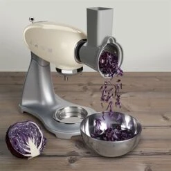 Smeg Tranchoir Et Râpe à Cylindres SMSG01 Pour Robot Sur Socle 9 Smeg Tranchoir Et Râpe à Cylindres SMSG01 Pour Robot Sur Socle -Cuisine Fournitures Magasin 720058 4 1 Tranchoir et rape a cylindres SMSG01 pour robot sur socle Smeg